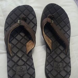 Reef flip flops